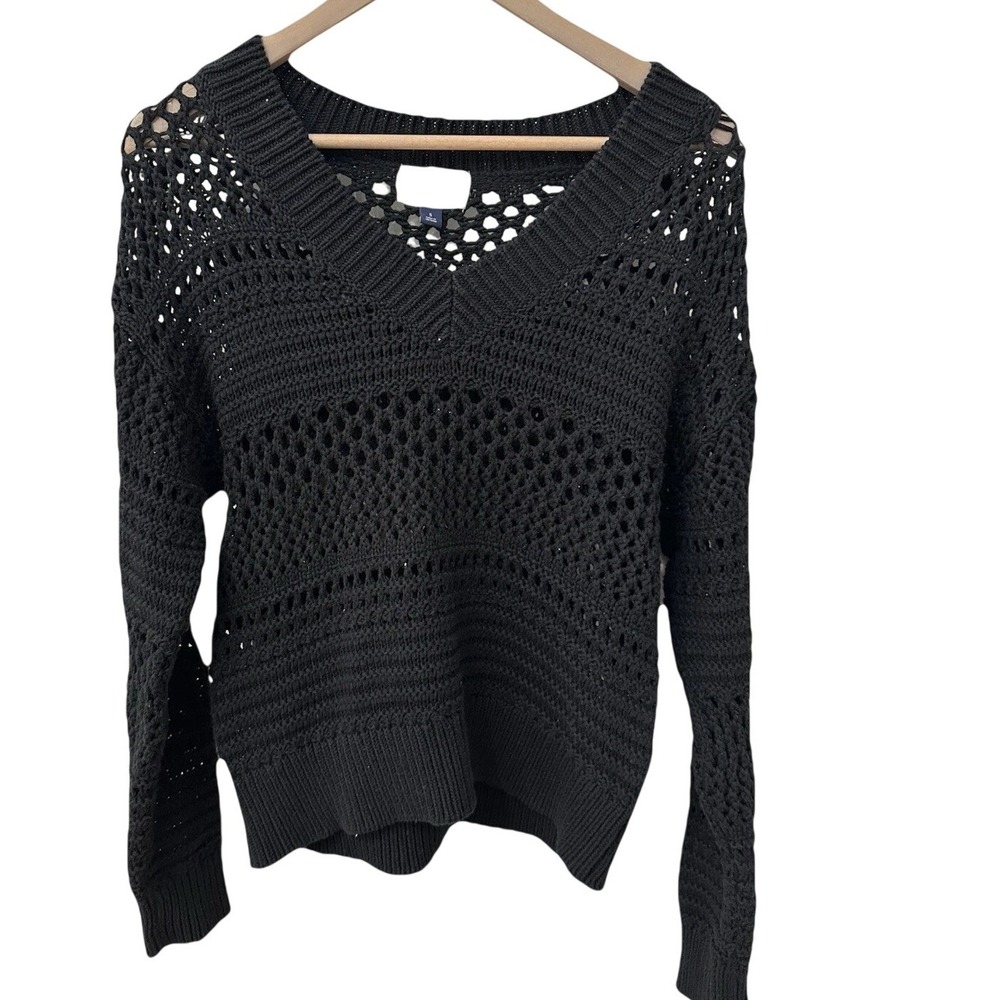 Universal Thread Sweater S Black Open Knit Crochet V-Neck Long Sleeve Relaxed‎